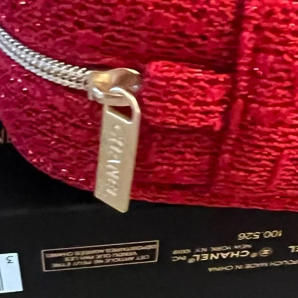 Chanel 2021 Red Beauty Bag - Picture 13 of 16